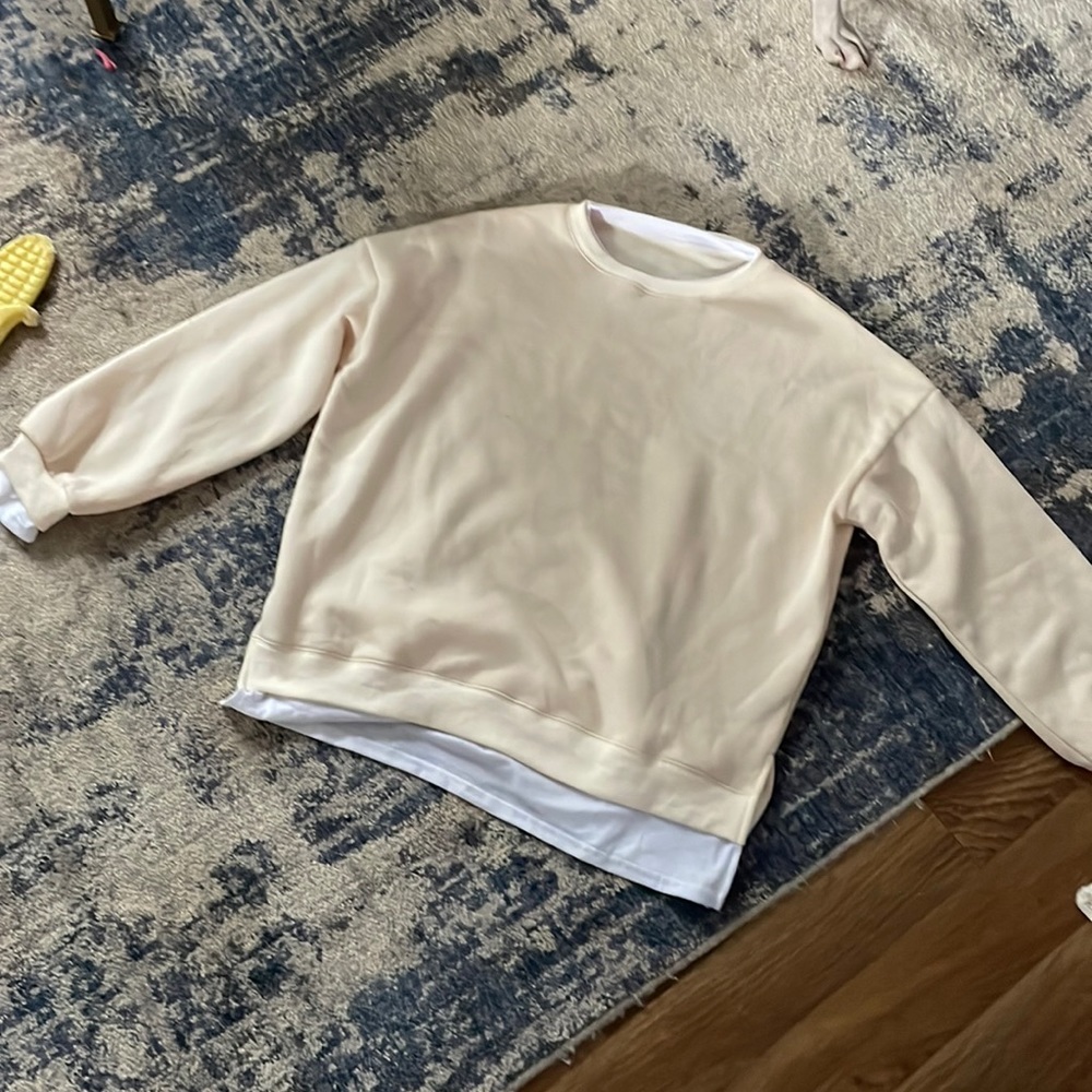crew neck cream sweatshirt